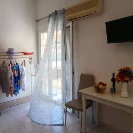 Apartman Sandra's Nest Paxos